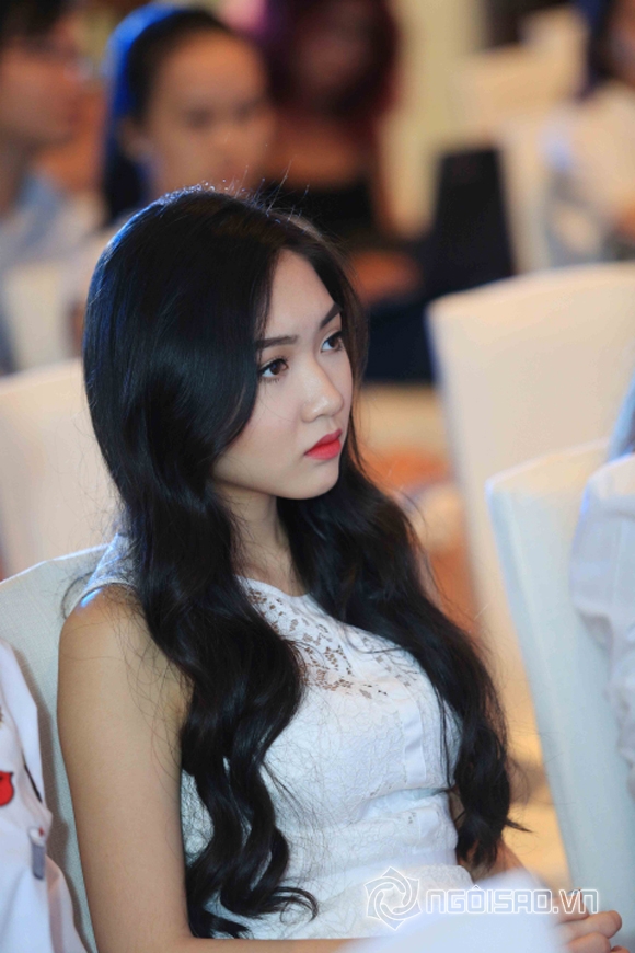 lam-dep-278-ngoisao 0 Ngăn ngừa mụn, Phương pháp ngăn ngừa mụn, Pond’s Acne Clear, Sao Việt