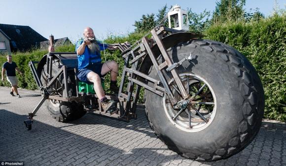 xe đạp nặng gần 1 tấn, xe đạp nặng nhất thế giới, xe đạp, kỷ lục thế giới