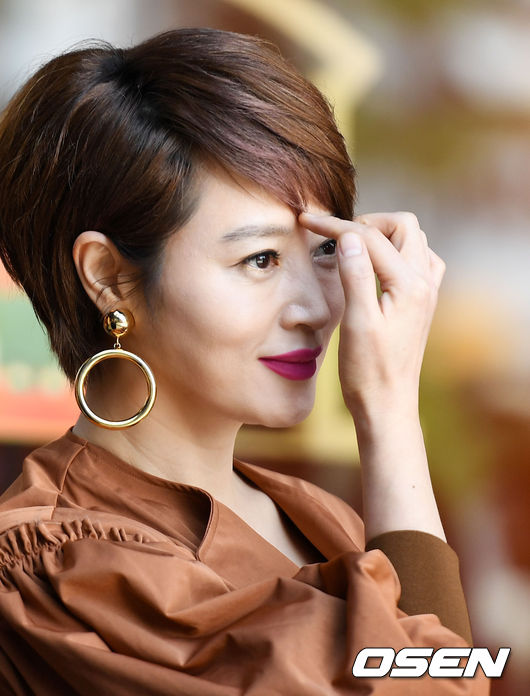 sao Hàn,Kim Hye Soo,nữ hoàng gợi cảm Kim Hye Soo,Kim Hye Soo trẻ ngỡ ngàng