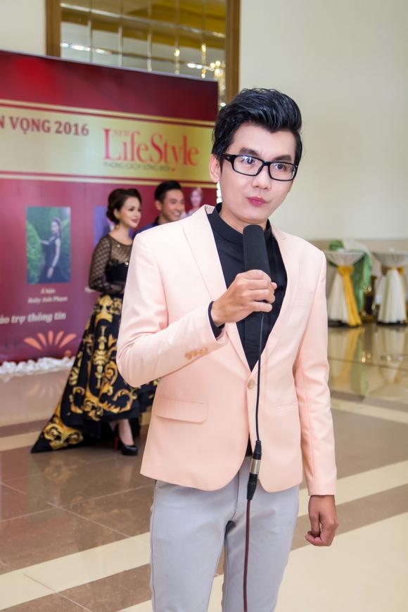 Ký Quốc Đạt, Á vương Ký Quốc Đạt, Sao Việt