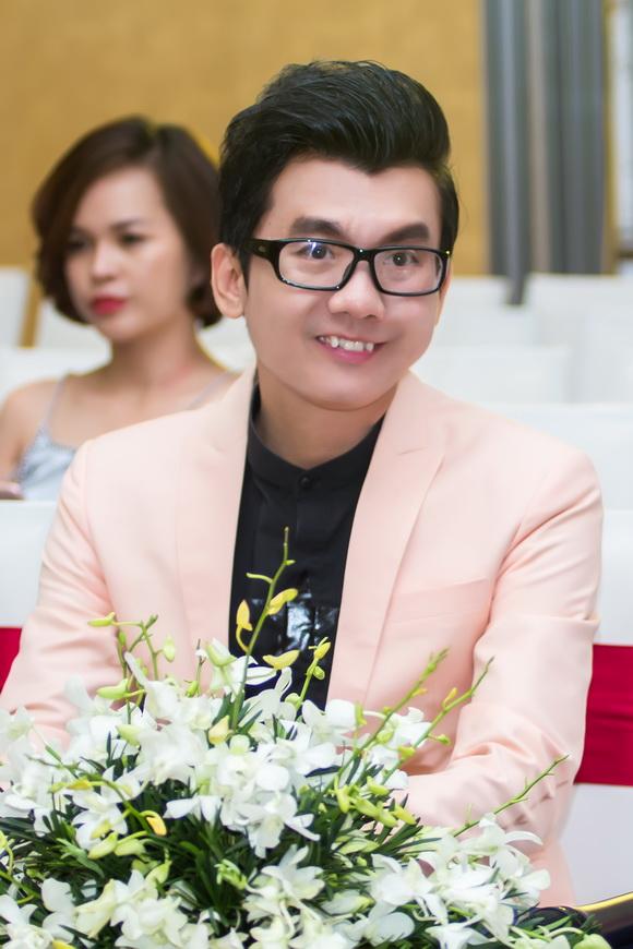 Ký Quốc Đạt, Á vương Ký Quốc Đạt, Sao Việt