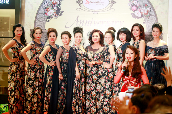 sensorial-39-3-ngoisao 0 Thời trang cao cấp Sensorial, Thời trang Sensorial, Sensorial Lotte Department Store Hà Nội