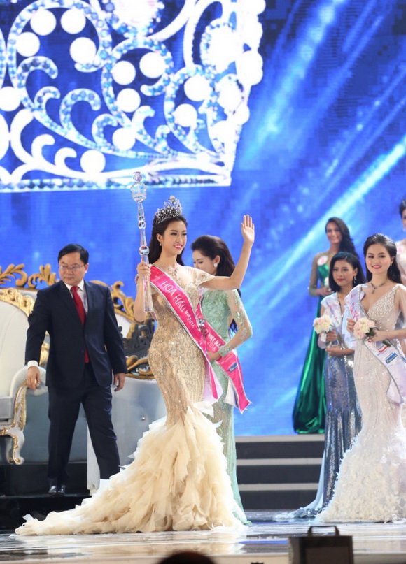 do-my-linh-59-1-ngoisao 8 Đỗ Mỹ Linh, Vương miện hoa hậu Đỗ Mỹ Linh, Sao Việt