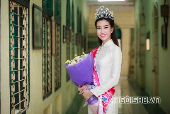 Hoa hậu mỹ linh,hoa hậu việt nam 2016,mỹ linh về trường cũ