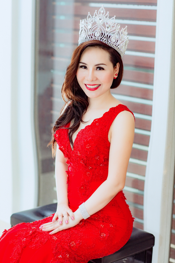 Nữ hoàng Kim Chi, Nữ hoàng doanh nhân Kim Chi, Sao Việt