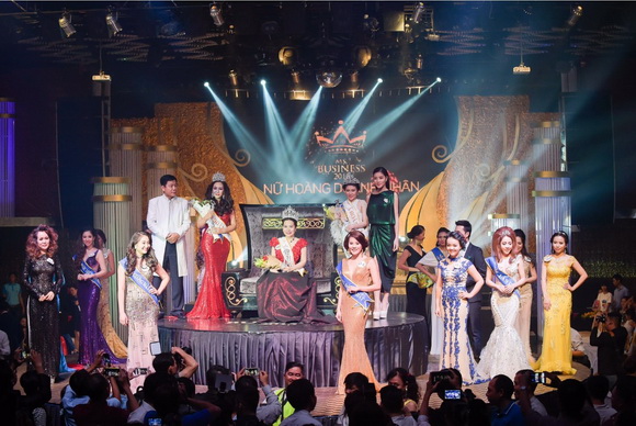 Nữ hoàng Kim Chi, Nữ hoàng doanh nhân Kim Chi, Sao Việt