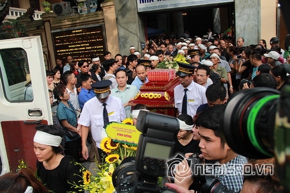 sao Việt,đám tang nghệ sĩ Hán Văn Tình,nghệ sĩ ưu tú Hán Văn Tình,Hán Văn Tình qua đời, lễ tang nghệ sĩ hán văn tình, lễ viếng nghệ sĩ hán văn tình