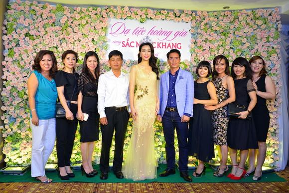 sac-ngoc-khang-89-9-ngoisao 0 Sắc Ngọc Khang, Dạ tiệc Hoàng gia cùng Sắc Ngọc Khang, Hoa hậu Việt Nam 2016 Đỗ Mỹ Linh