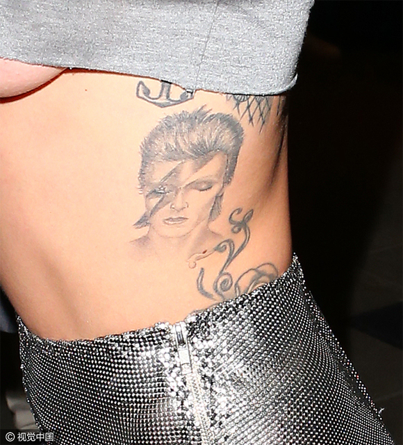 Lady Gaga, Lady Gaga hở bạo, Lady Gaga quần shorts