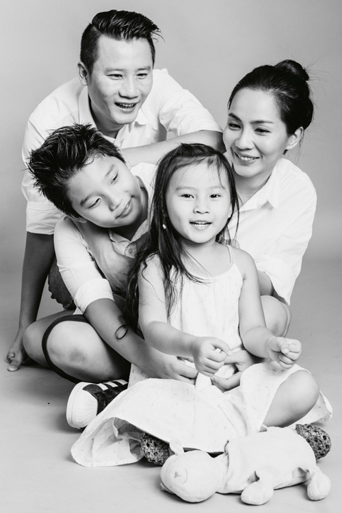 Hoàng Bách, gia đình Hoàng Bách, ảnh gia đình Hoàng Bách, gia đình Hoàng Bách hạnh phúc, sao việt 