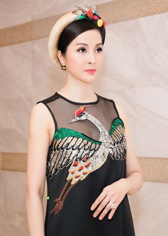 Mc thanh mai,thanh mai duyên dáng,người đẹp không tuổi thanh mai