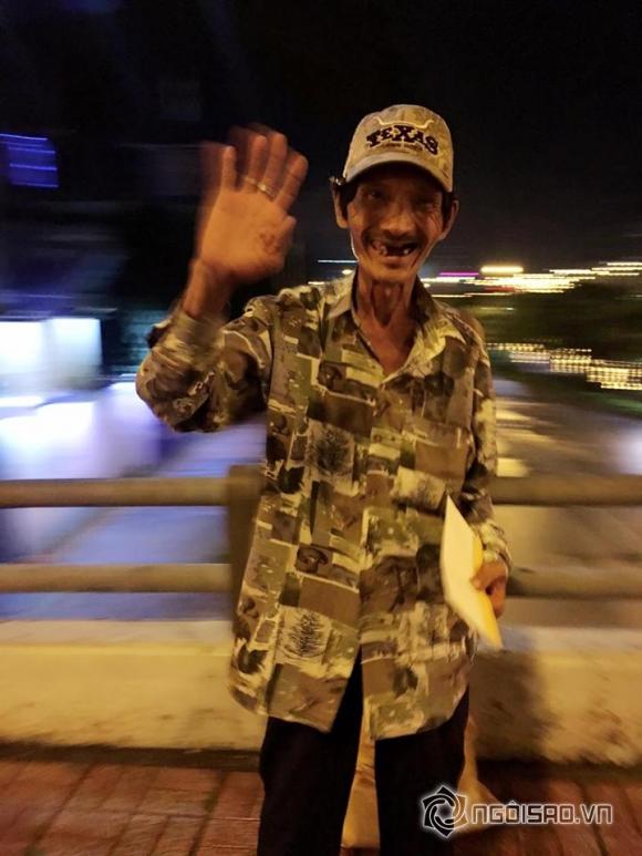 Người mẫu ngọc trinh,nữ hoàng nội y ngọc trinh,ngọc trinh phát quà trung thu