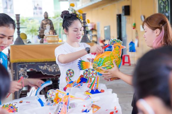 Dương Cẩm Lynh, sao trung thu, sao việt