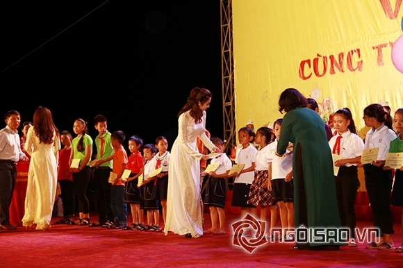 Hoa hậu Thu Ngân, Hoa hậu Bản sắc Việt Toàn cầu 2016, Hoa hậu Trần Thị Thu Ngân, Sao Việt