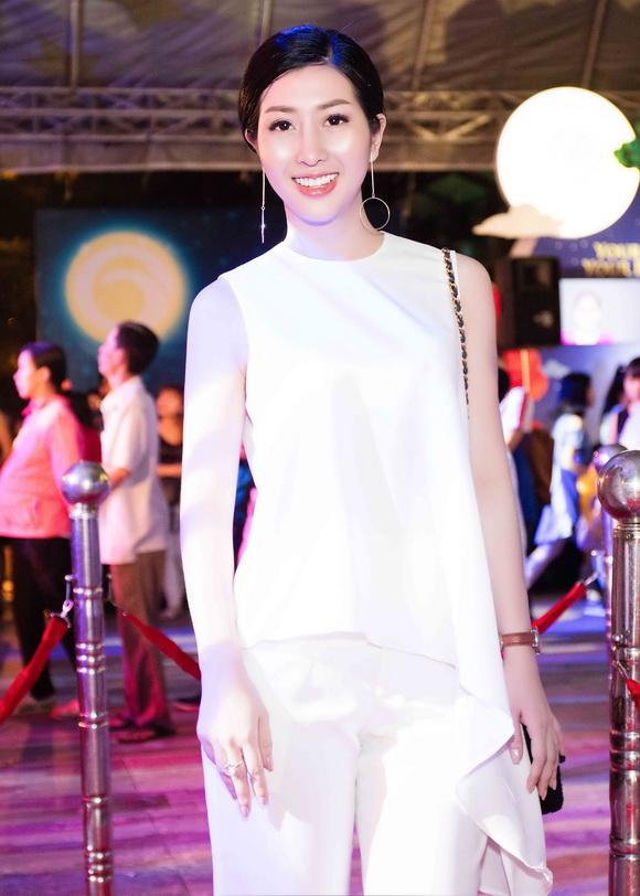 dang-thanh-mai-169-112-ngoisao 6 Đặng Thanh Mai, Emily Hồng Nhung, Sao Việt