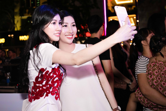 dang-thanh-mai-169-123-ngoisao 3 Đặng Thanh Mai, Emily Hồng Nhung, Sao Việt