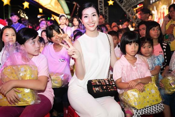 dang-thanh-mai-169-3-ngoisao 15 Đặng Thanh Mai, Emily Hồng Nhung, Sao Việt