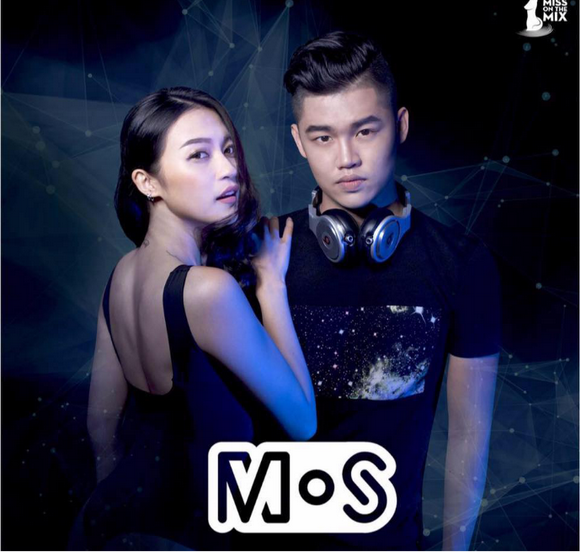 Hà Linh Vân, DJ Hà Linh Vân, Nhóm MOS, Sao Việt