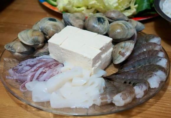 lẩu hải sản, cách làm lẩu hải sản, nấu lẩu tại nhà, cách nấu lẩu, cách nấu ăn 