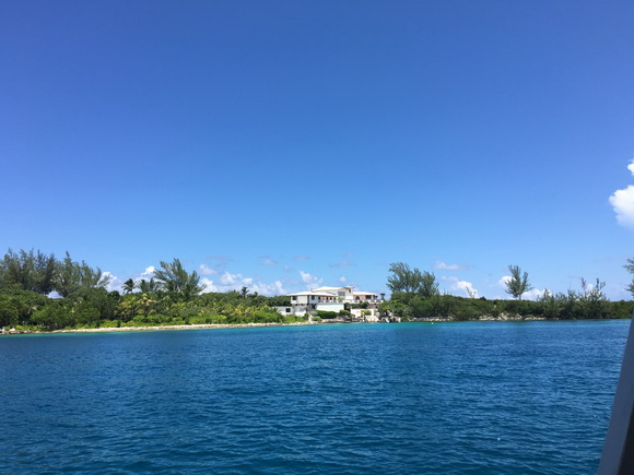 Minh Chánh, Ông bầu Minh Chánh, Gia đình Minh Chánh, Sao Việt