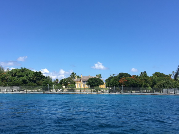 Minh Chánh, Ông bầu Minh Chánh, Gia đình Minh Chánh, Sao Việt