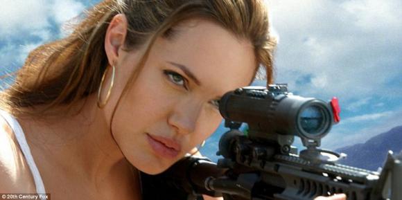 sao Hollywood,kẻ phá vỡ gia đình Jolie-Pitt,Marion Cotillard,Marion Cotillard bị đồn là kẻ thứ 3