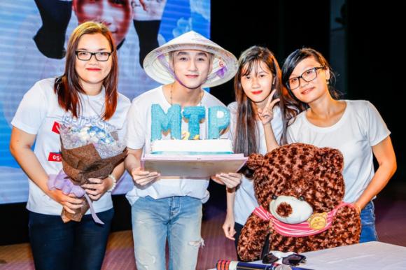 batch-mg-9682-1474848365801-ngoisao 1 Họp fan Sơn Tùng M-TP, Trà Xanh Không Độ, Sơn Tùng M-TP, Giải nhiệt cuộc sống