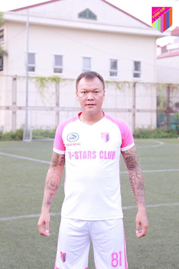 V-Stars Club, Câu lạc bộ V-Stars, V-Stars Club làm từ thiện