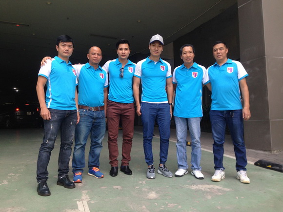 V-Stars Club, Câu lạc bộ V-Stars, V-Stars Club làm từ thiện