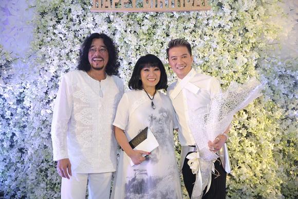 Simon Tứ, Sinh nhật Mr Đàm, Đàm Vĩnh Hưng, Sao Việt