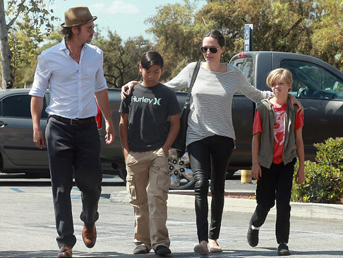 sao Hollywood,Brad Pitt,Brad Pitt được gặp con,Brad Pitt ly hôn,Angelina Jolie ngoại tình