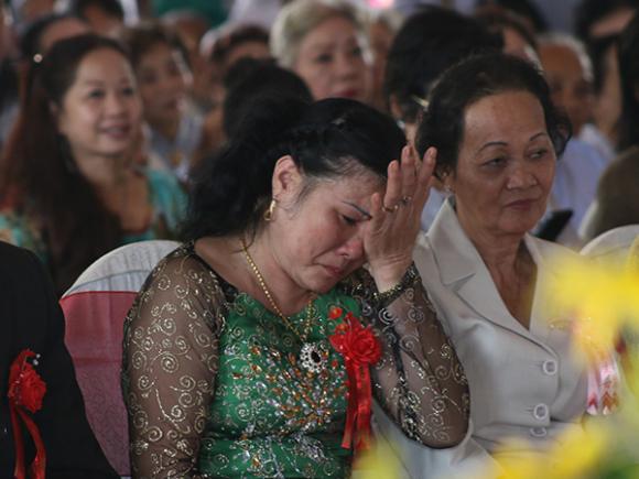 mỹ nhân Việt, quà tặng mỹ nhân Việt trong ngày cưới, quà cưới độc đáo của mỹ nhân Việt, Đinh Ngọc Diệp, Thủy Tiên, bà xã Tuấn Hưng