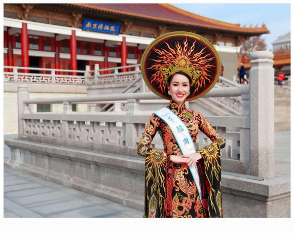 12294825927577103956061340892361359632808nresize-ngoisao 5 Kenbi khánh phạm,ông trùm chân dài 9x,ông trùm 9x kenbi khánh phạm