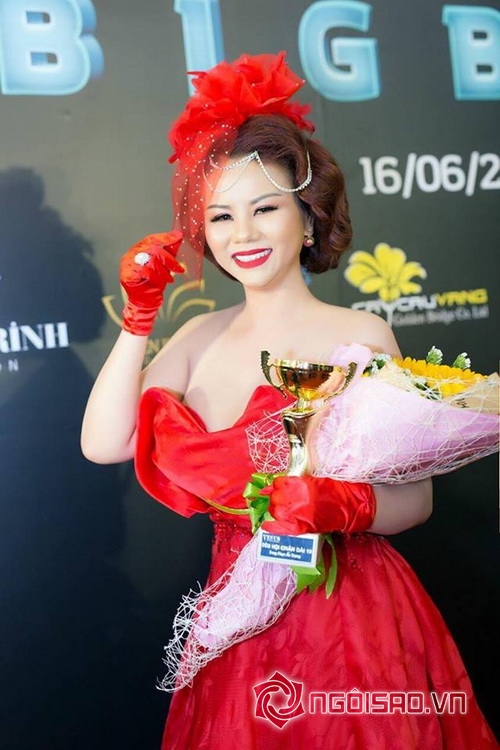 mrs-vietnam-ao-dai-in-usa-1310-10-ngoisao 3 Mrs Vietnam ao dai in USA, Hoa hậu Vietnam Áo dài tại Mỹ, Vivian Văn