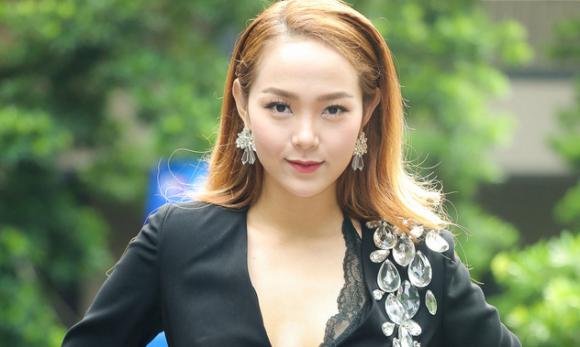 Simon Tứ, Gbrown Flower, Thiết kế yến tiệc