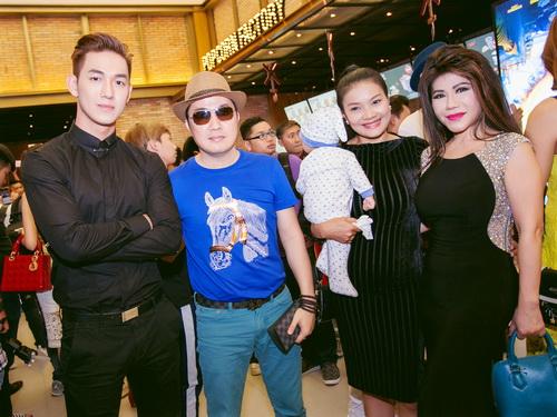 Bầu Hòa, Ca sĩ Sơn Tuyền, Mã Đức Chung