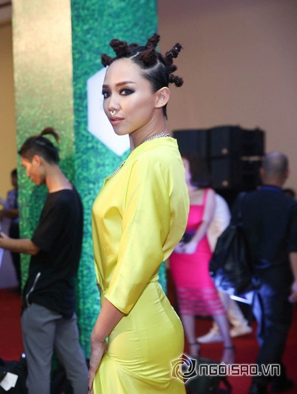 sao việt đeo khuyên mũi, đeo khuyên mũi, đeo khuyên, xu hướng đeo khuyên mũi