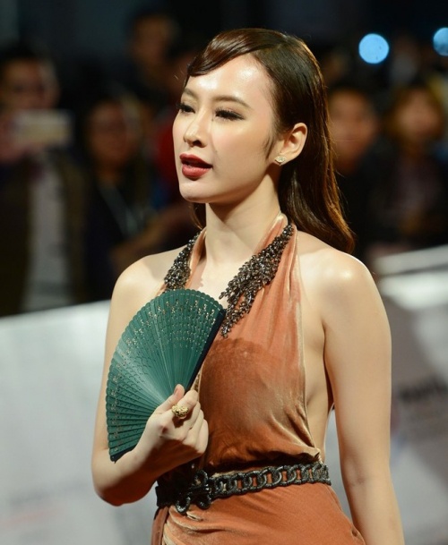 sao việt, sao việt bị đuổi ra khỏi thảm đỏ, angela phương trinh, angela phương trinh đuổi ra khỏi thảm đỏ, angela phương trinh bị đuổi