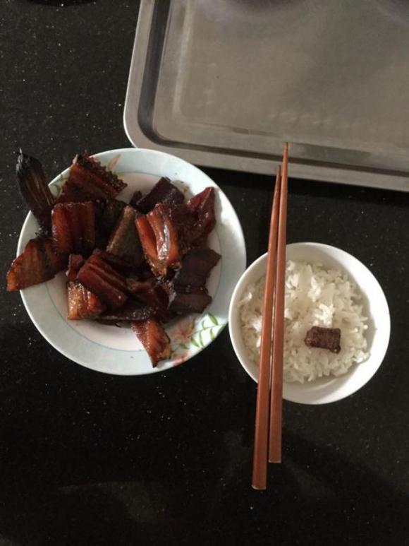 sao việt, hoài linh, nhà thờ hoài linh, bữa ăn của hoài linh, cuộc sống của hoài linh, nhà hoài linh