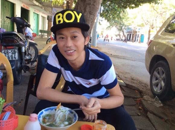 sao việt, hoài linh, nhà thờ hoài linh, bữa ăn của hoài linh, cuộc sống của hoài linh, nhà hoài linh