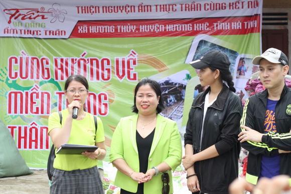 Ẩm thực Trần Đà Nẵng, Nguyên Vũ, Trương Thị May, Sao Việt