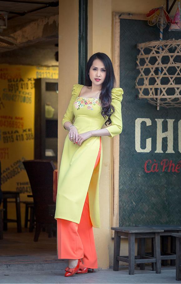 minh thư, gái nhảy minh thư, diễn việt việt, sao việt, hoài cổ