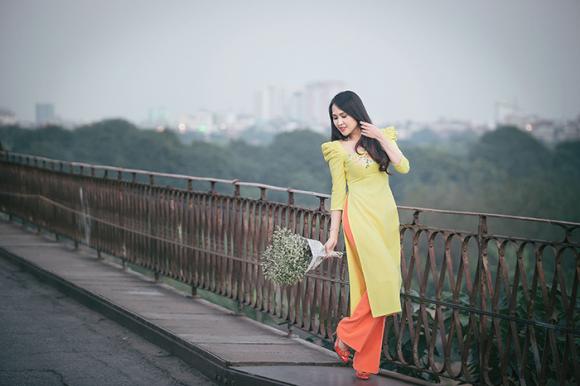 minh thư, gái nhảy minh thư, diễn việt việt, sao việt, hoài cổ