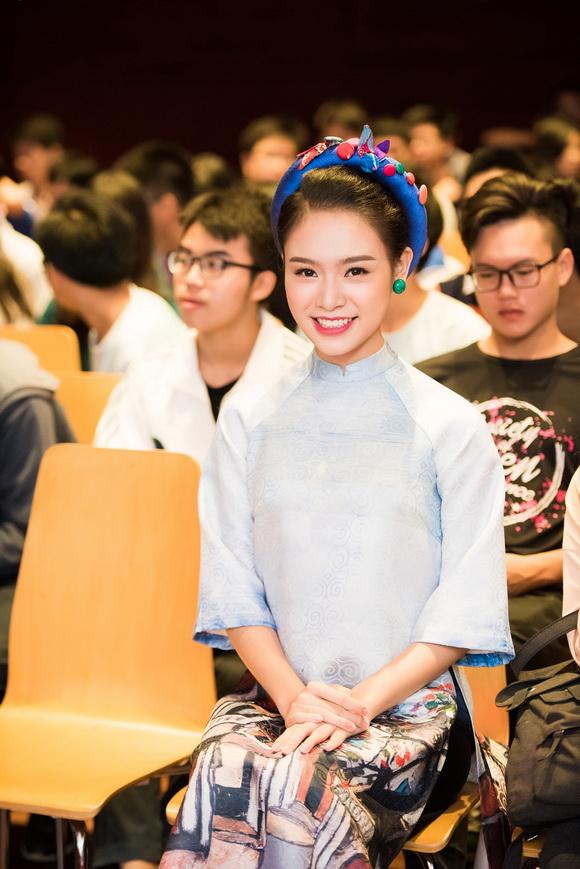 Cô gái vàng của Hoa hậu Việt Nam 7