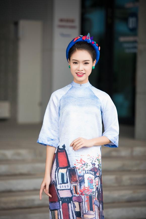 Cô gái vàng của Hoa hậu Việt Nam 0