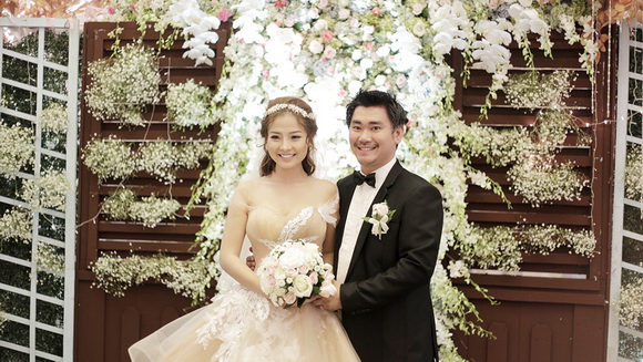 Simon Tứ, diễn viên Khánh Hiền, Đám cưới Khánh Hiền