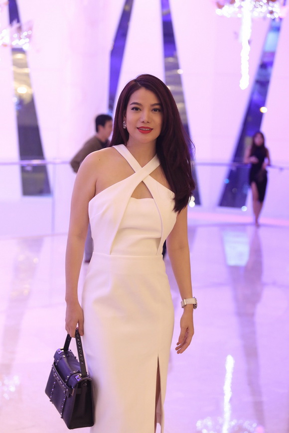 Simon Tứ, diễn viên Khánh Hiền, Đám cưới Khánh Hiền