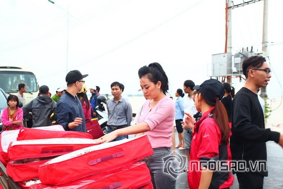 Á hậu Quỳnh Mai, Á hậu Quỳnh Mai đi từ thiện, Minh Chánh Entertainment