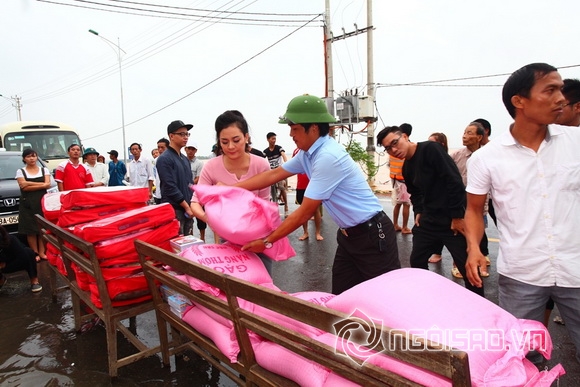 Á hậu Quỳnh Mai, Á hậu Quỳnh Mai đi từ thiện, Minh Chánh Entertainment