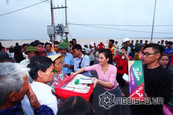 Á hậu Quỳnh Mai, Á hậu Quỳnh Mai đi từ thiện, Minh Chánh Entertainment